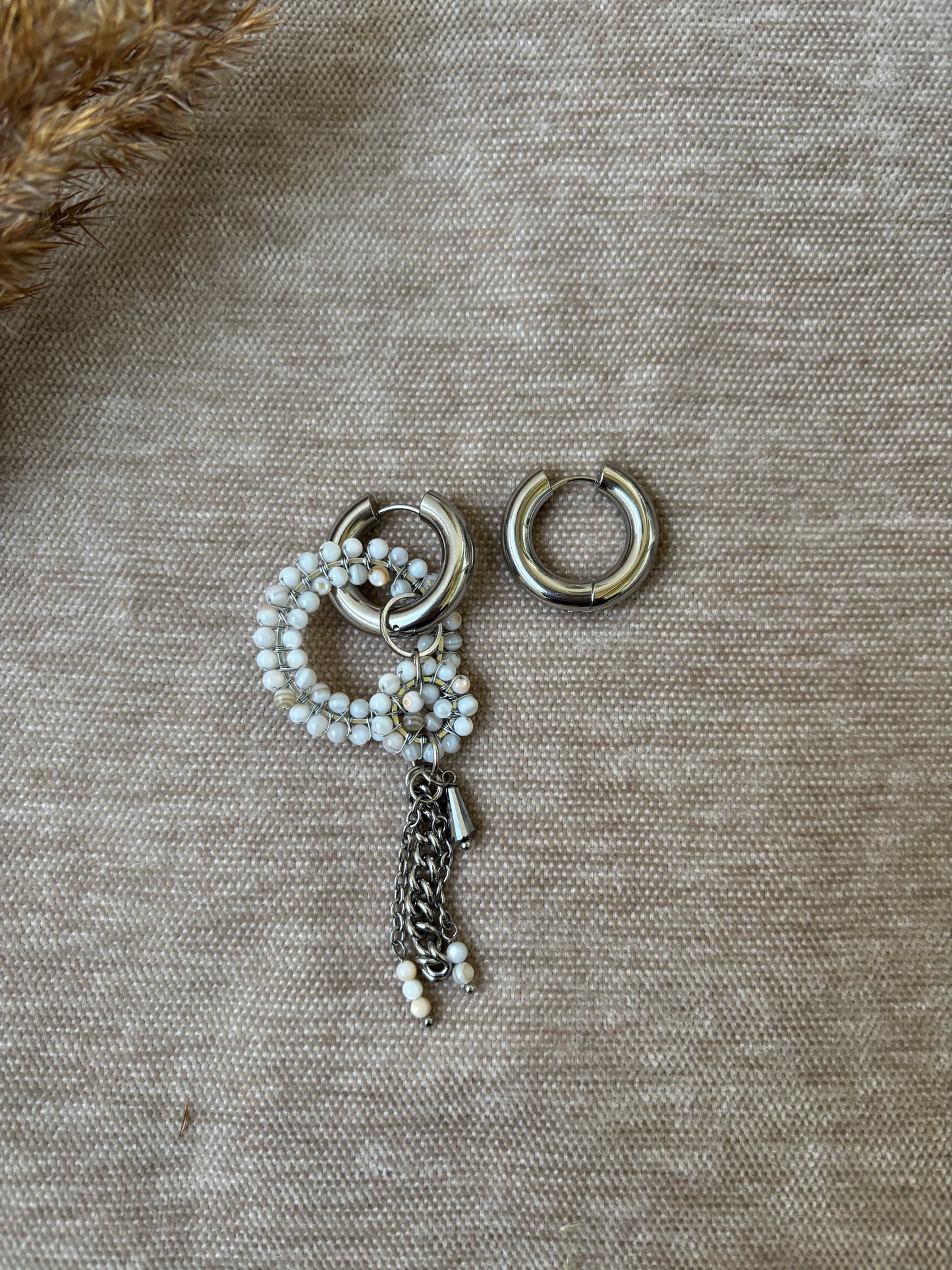 Konkorvakorut irrotettavilla riipuksilla — monikäyttöinen 3-in-1 koru kirurginteräksestä