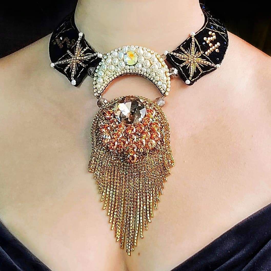 Kaulakoru “Astrologia”