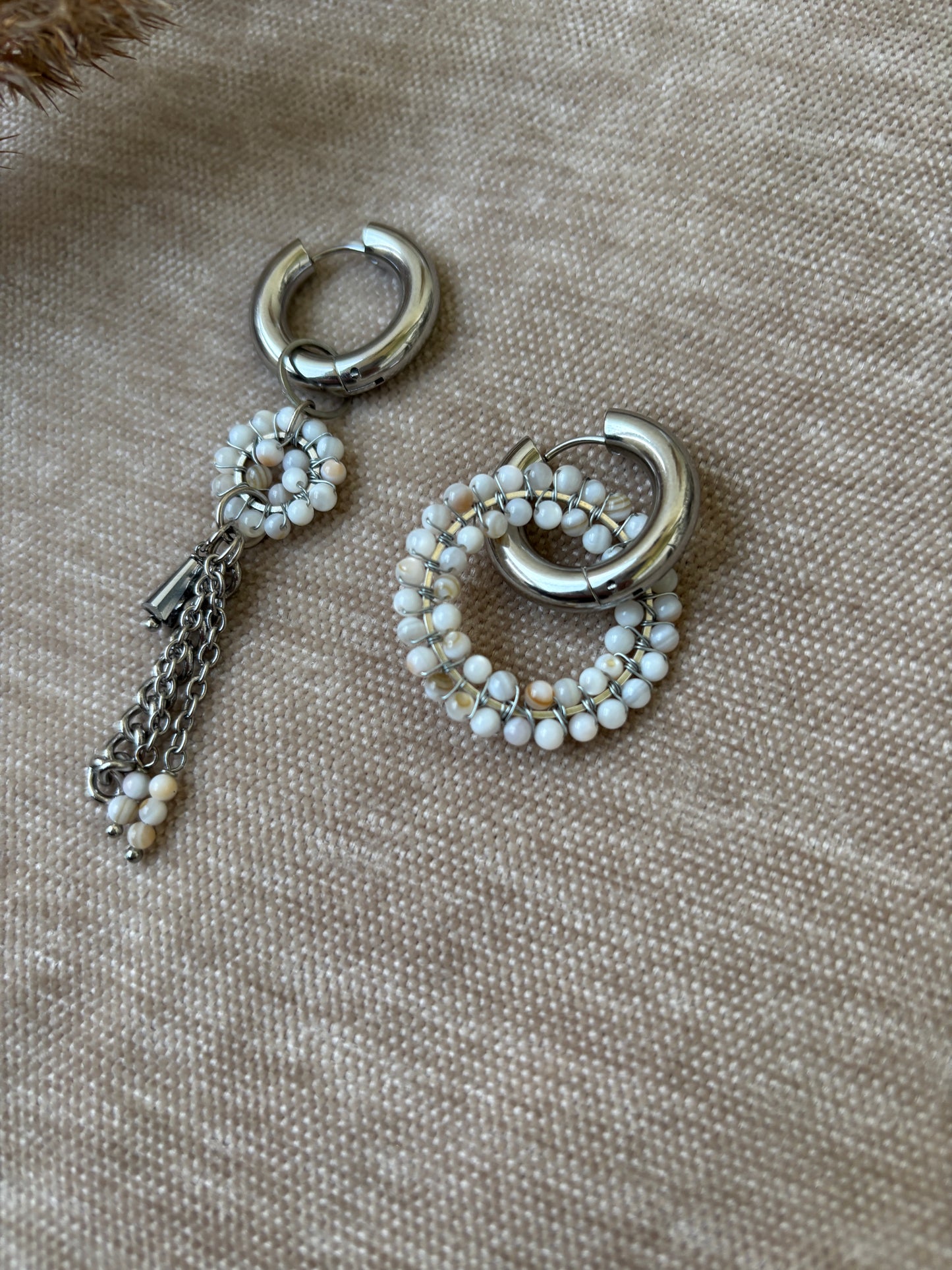 Konkorvakorut irrotettavilla riipuksilla — monikäyttöinen 3-in-1 koru kirurginteräksestä