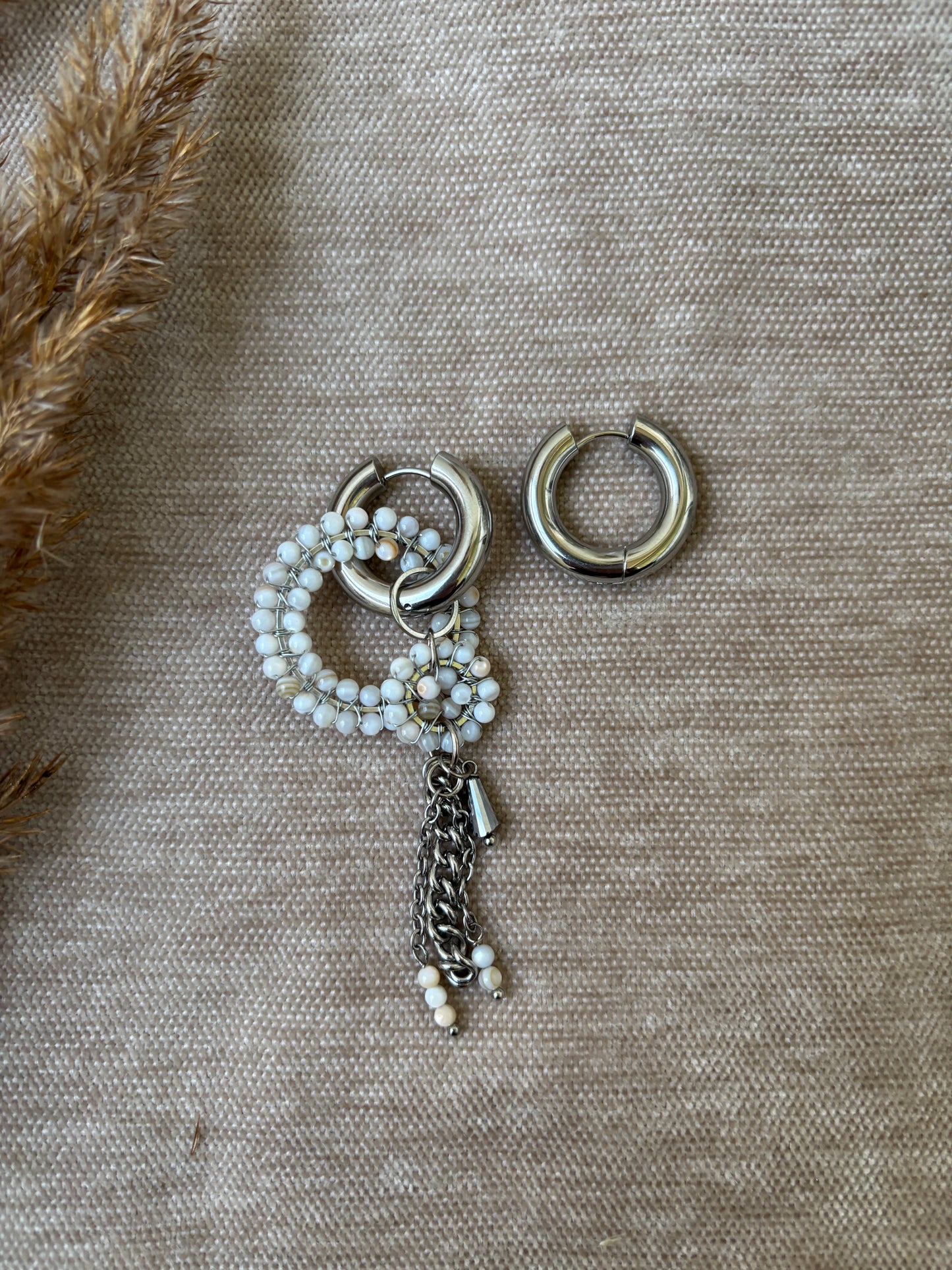 Konkorvakorut irrotettavilla riipuksilla — monikäyttöinen 3-in-1 koru kirurginteräksestä